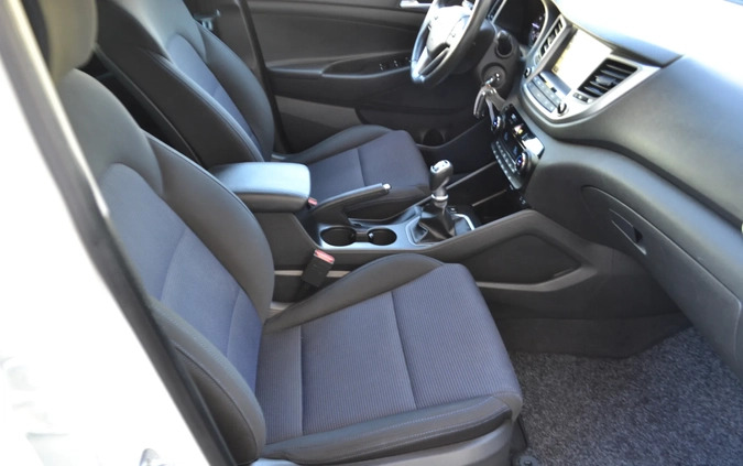 Hyundai Tucson cena 69900 przebieg: 110000, rok produkcji 2018 z Gryfino małe 781
